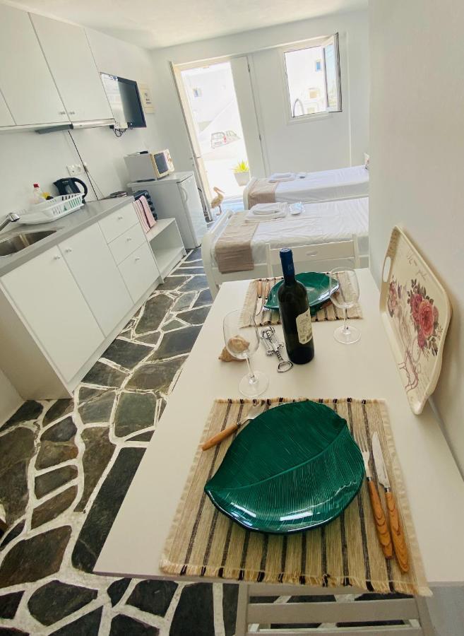 Sing And Blossom Accommodation Mykonos Town 외부 사진